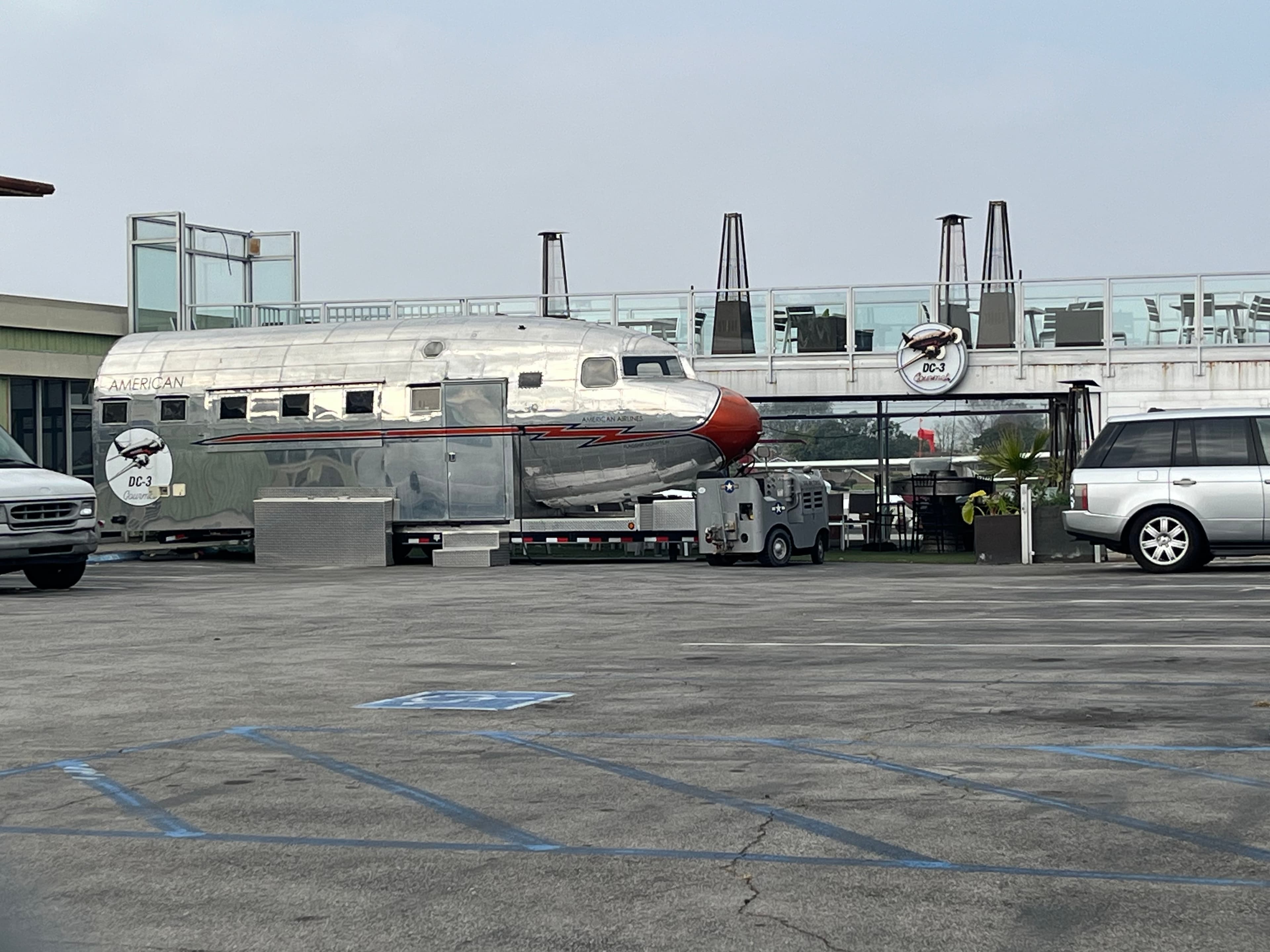 Exterior view of the DC-3 Gourmet restaurant